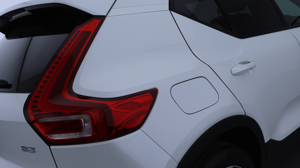 Volvo XC40 2.0 B3p Core Grey #36