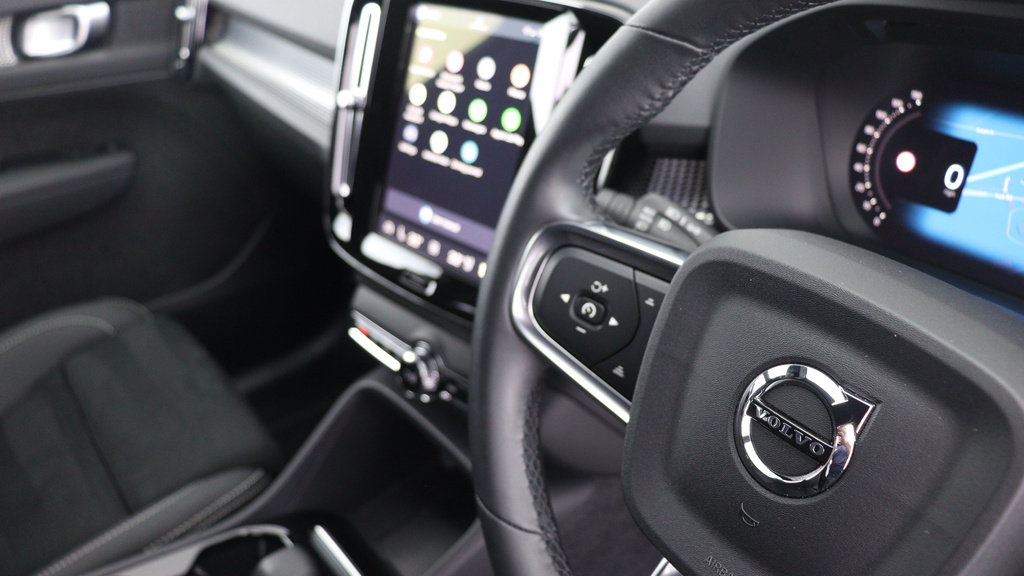 Volvo XC40 2.0 B3p Core Grey #41