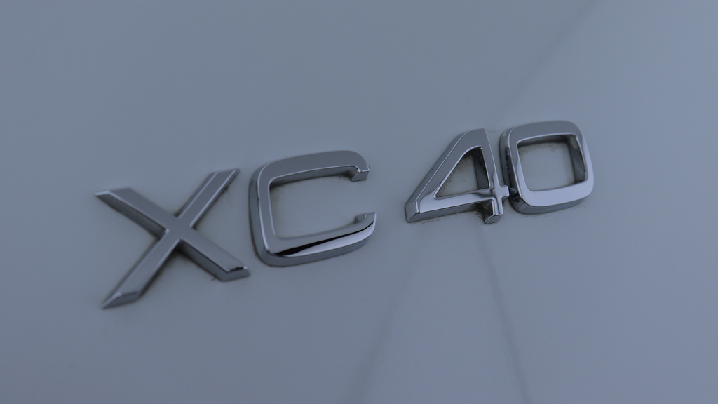 Volvo XC40 2.0 B3p Core Grey #15