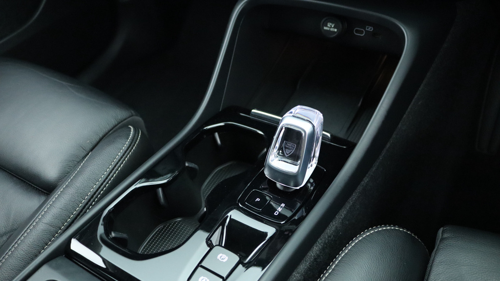 Volvo XC40 Pro Recharge Ev Red #22