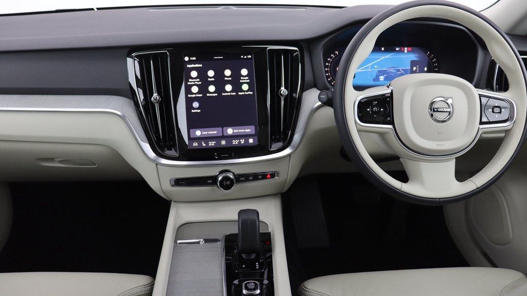 Volvo V60 B4 P Plus Dark Blond Leather, Volvo Rear Mudfla #5
