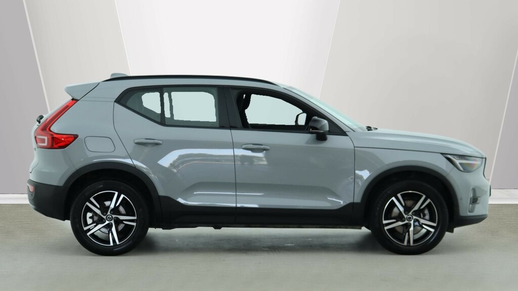 Volvo XC40 B3 P Plus Dark Park Camera, Heated Seats, Apple #3