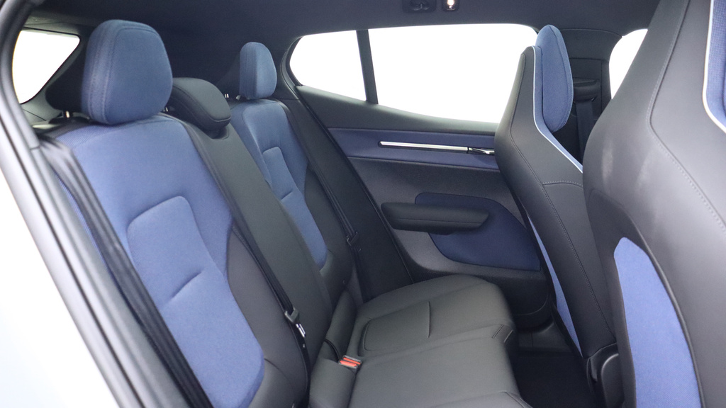 Volvo EX30 Twin Motor Performance Ultra Sunroof, Harmankard Grey #6