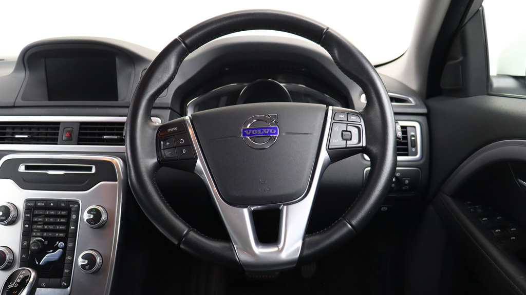 Volvo V70 2015 2.0 D4 Se Nav 178 Bhp Blue #10