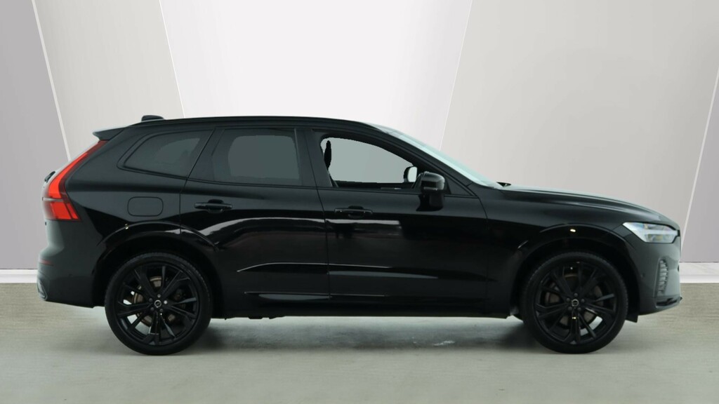 Volvo XC60 B5 P Awd Plus Black Edition Harmankardon Sound  #3