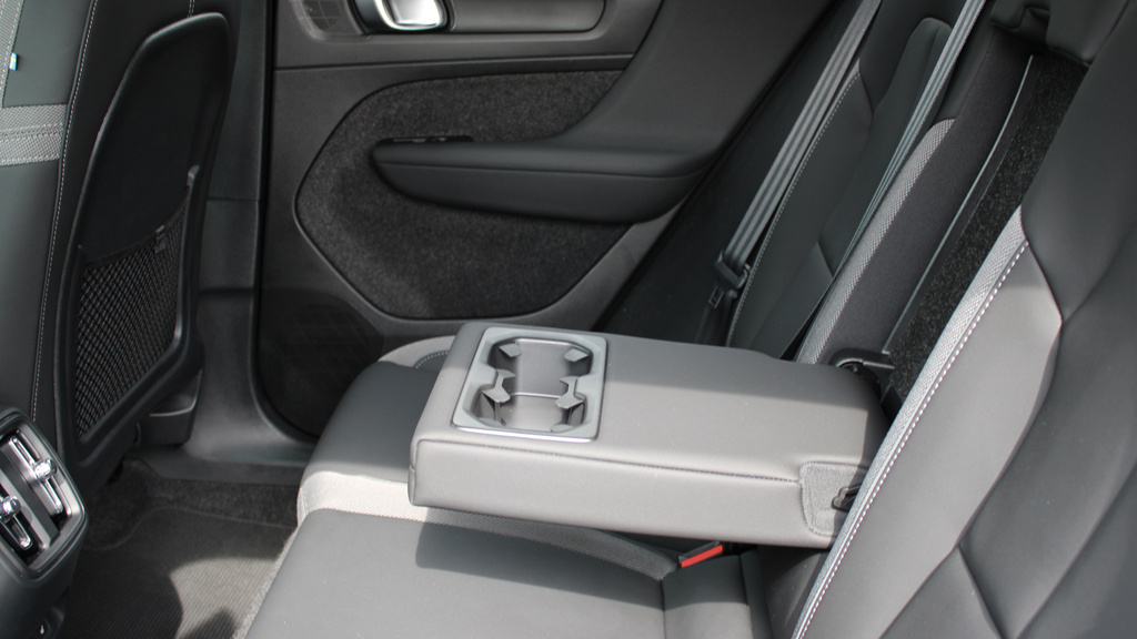 Volvo EX40 185Kw Extended Range Ultra 78Kwh Grey #33