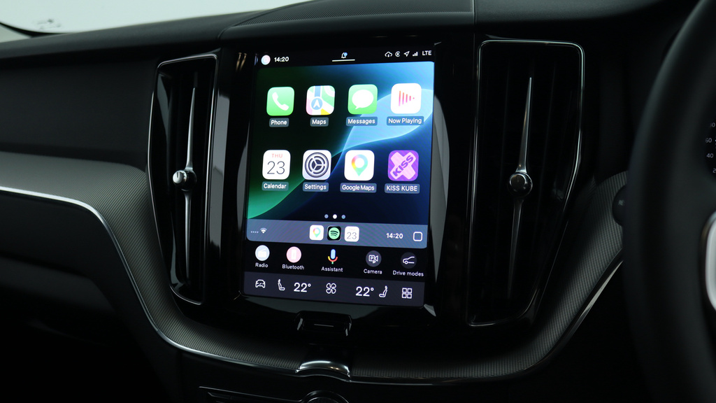 Volvo XC60 T6 Recharge Plus Grey #36