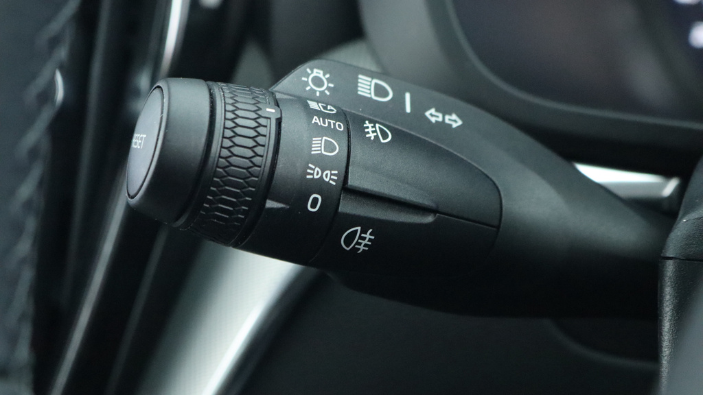 Volvo XC60 T6 Recharge Plus Grey #18