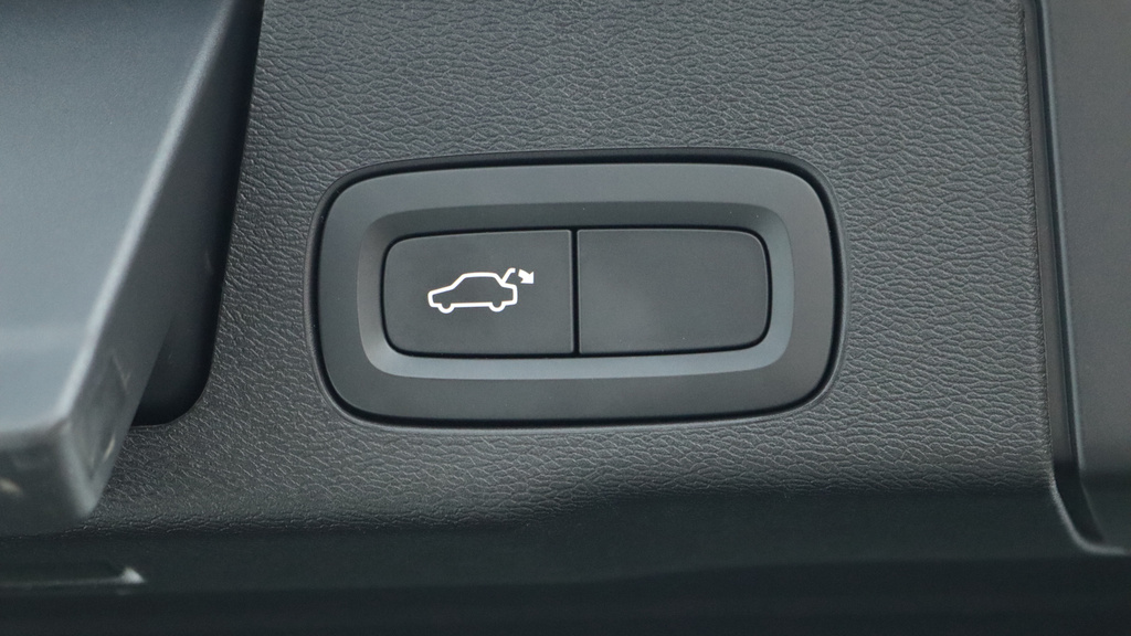 Volvo XC60 T6 Recharge Plus Grey #29