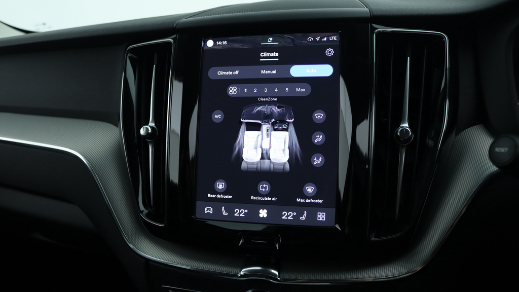 Volvo XC60 T6 Recharge Plus Grey #34