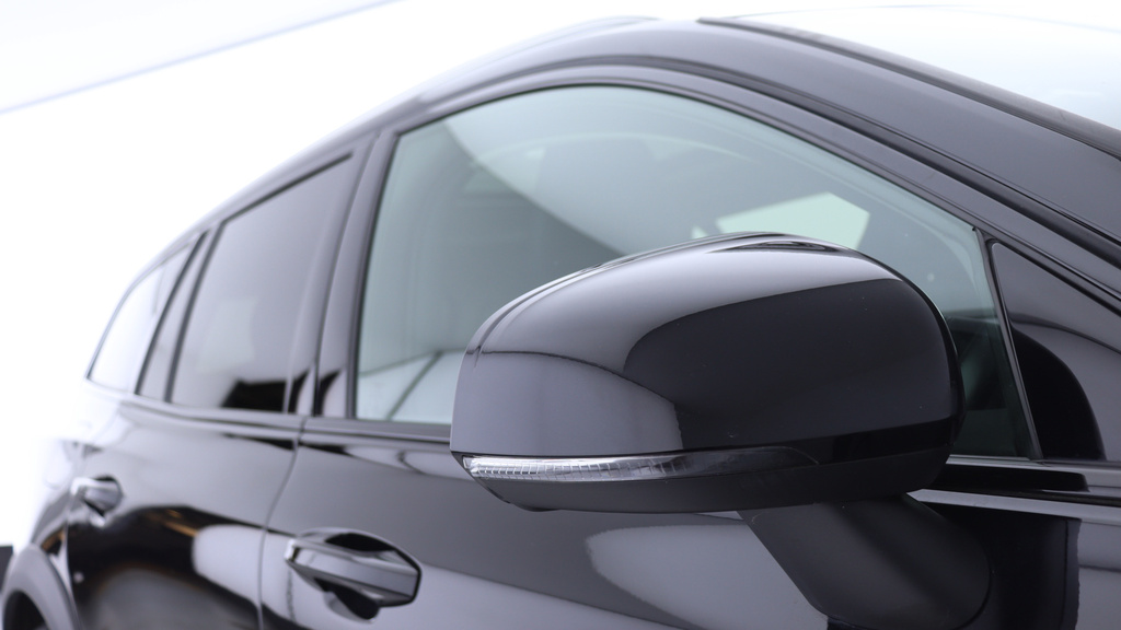 Volvo V60 Cross Country 2L Null Black #36