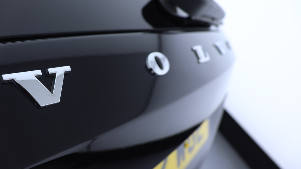 Volvo V60 Cross Country 2L Null Black #14