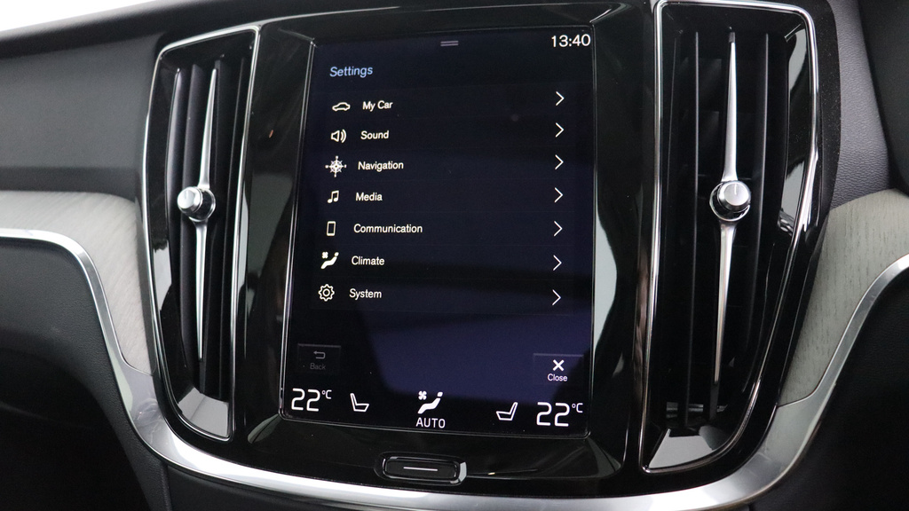 Volvo V60 Cross Country 2L Null Black #17