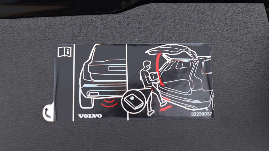 Volvo V60 Cross Country 2L Null Black #55