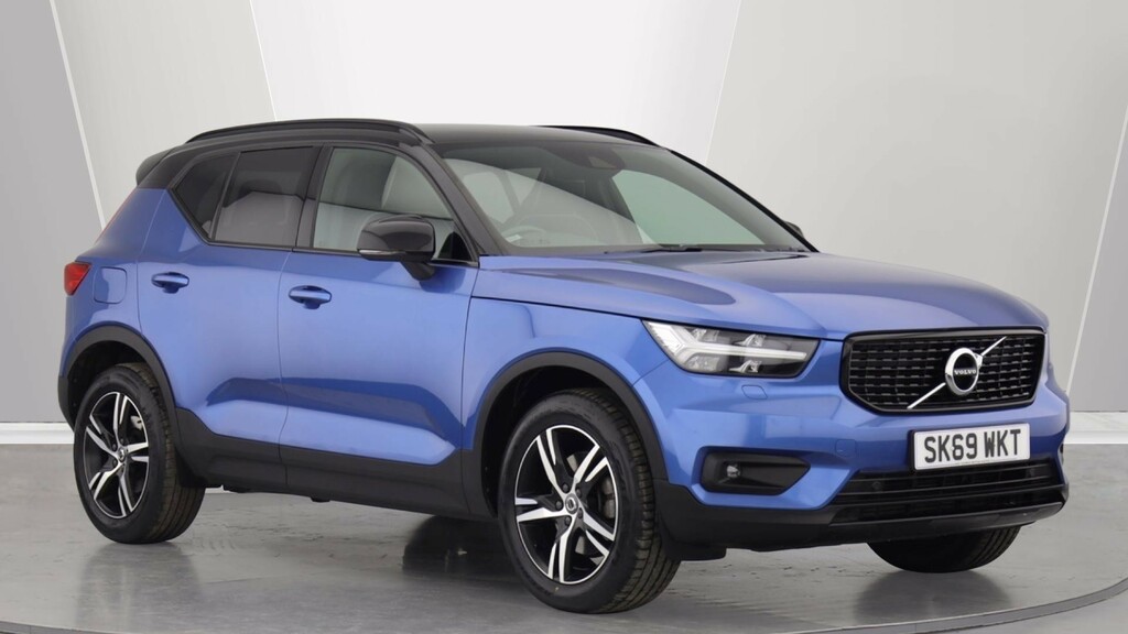 Volvo XC40 T4 Fwd R-design Winter Pack, Cruise Control,