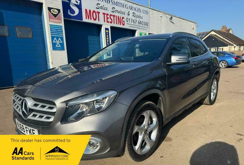 Mercedes-Benz C Class 2.1 Gla220d Sport Executive WU68FKE Grey #2