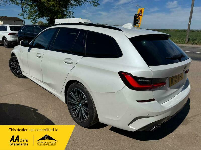 BMW 3 Series 2.0 330E 12Kwh M MT21HFG White #4