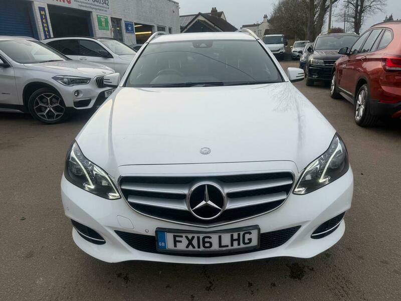 Mercedes-Benz E Class 2.1 E220 Bluetec Se White #2