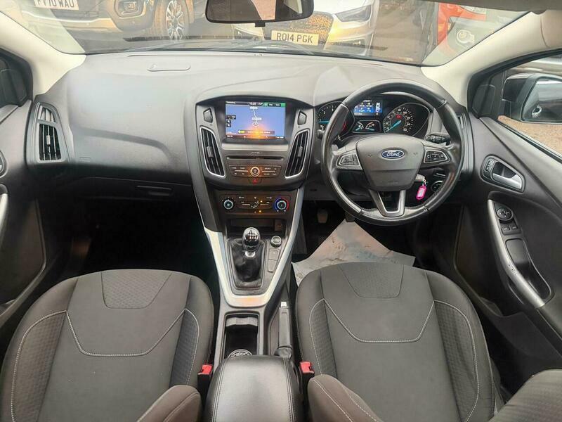 Ford Focus Estate 1.5 Tdci Zetec Euro 6 Ss 201665 White #23
