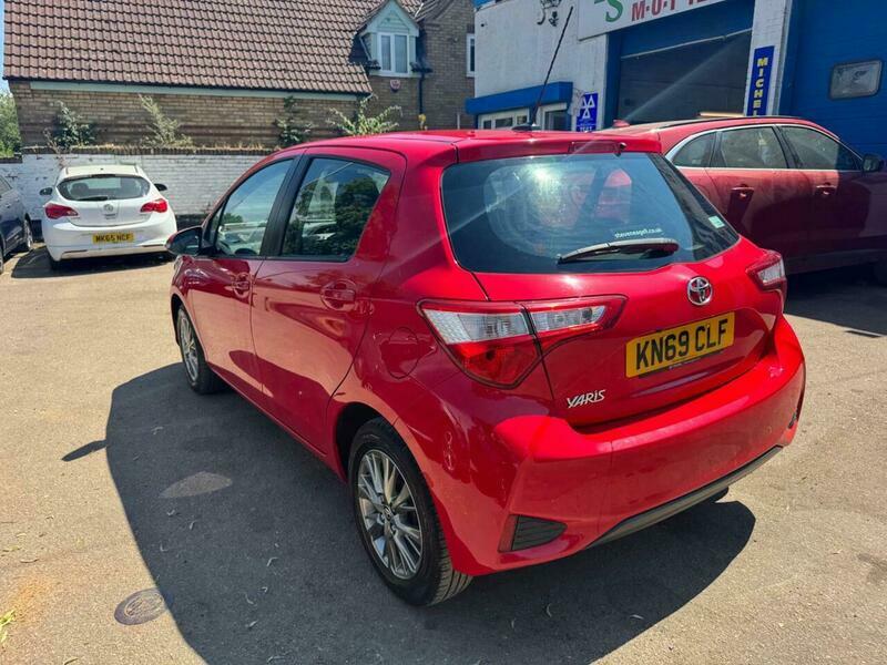 Toyota Yaris 1.5 Hybrid Gr-sport Cvt #10