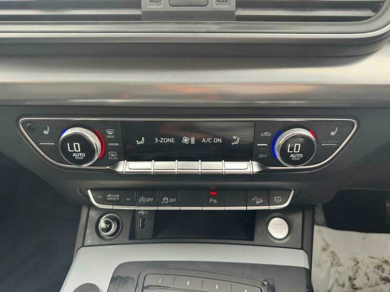 Audi Q5  Blue #29