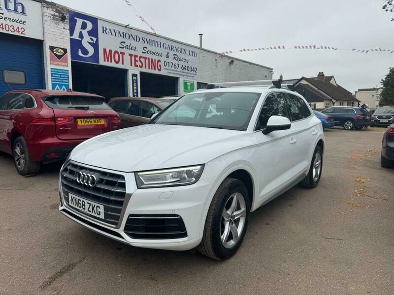 Audi Q5 2.0 Tdi 40 Sport White #2