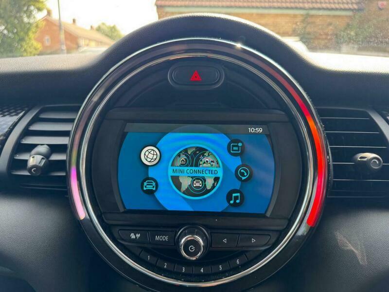 Mini Hatch 1.5 Cooper Exclusive II Comfortnav Pck Grey #25