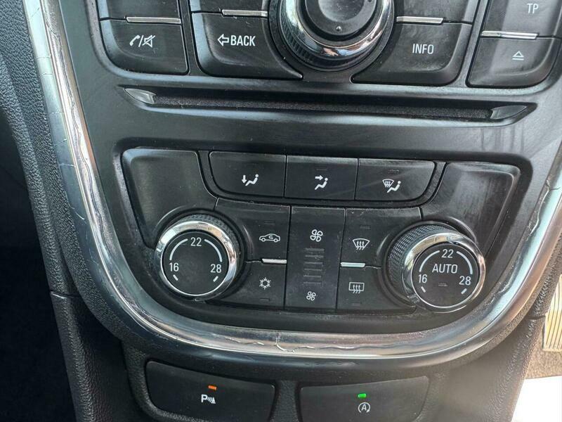 Vauxhall Mokka Hatchback Tech Line Cdti Ecoflex Ss 2016 Blue #18