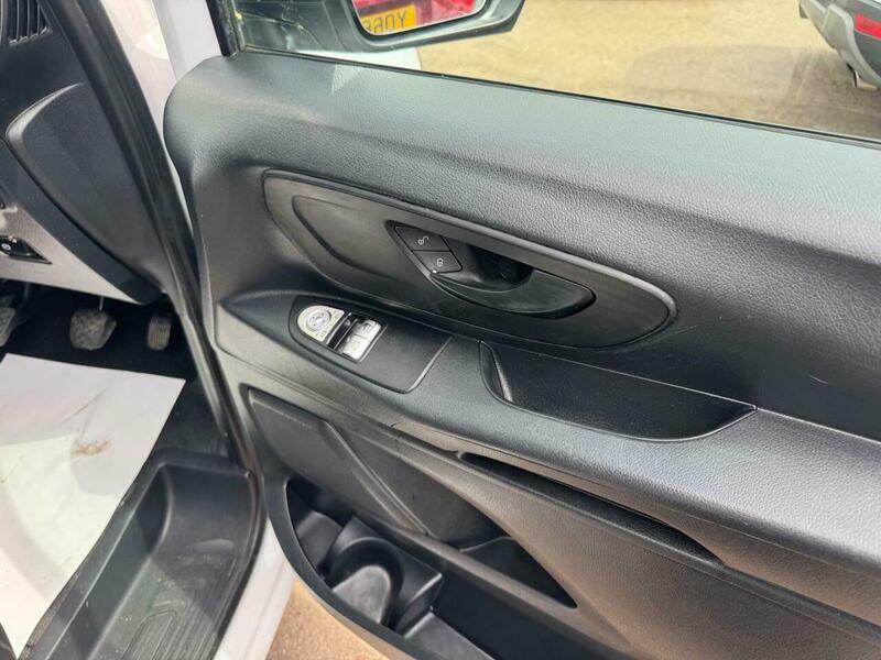 Mercedes-Benz Vito 1.6 111 Cdi Panel White #23