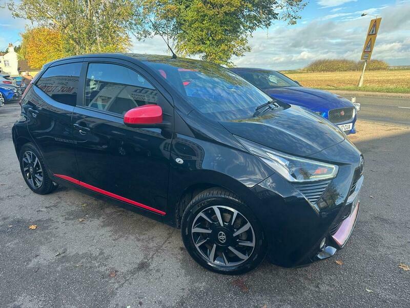 Toyota Aygo Hatchback Red #9