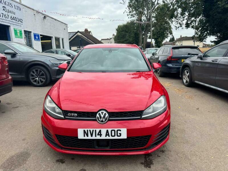 Volkswagen Golf 2.0 Tdi Bluemotion Tech Red #4