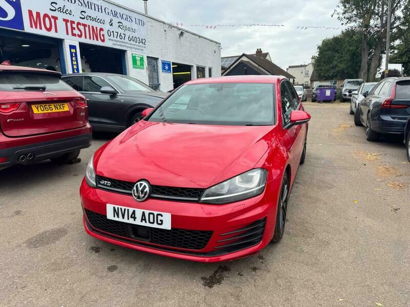 Volkswagen Golf 2.0 Tdi Bluemotion Tech Red