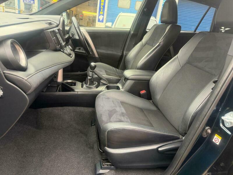 Toyota Rav 4 2L Icon Silver #29