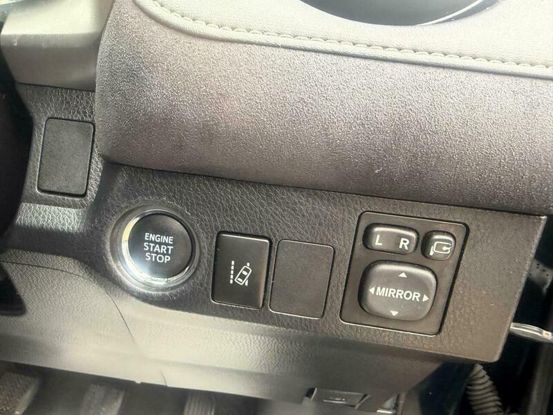 Toyota Rav 4 2L Icon Silver #23
