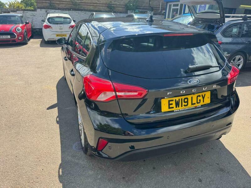 Ford Focus 2.0 Ecoblue Titanium X Black #6