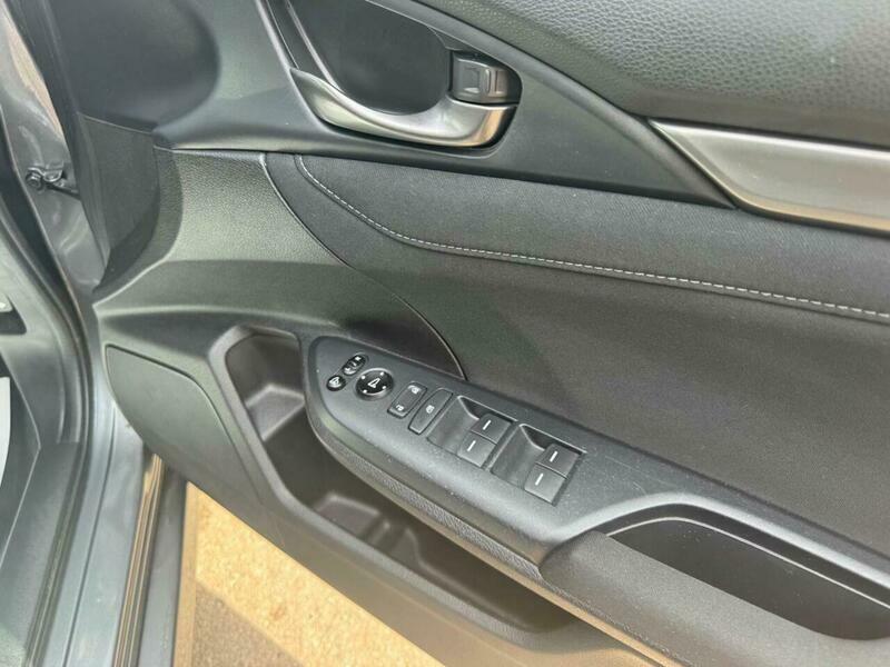 Honda Civic 1.0 Vtec Turbo 126 Sr  #21
