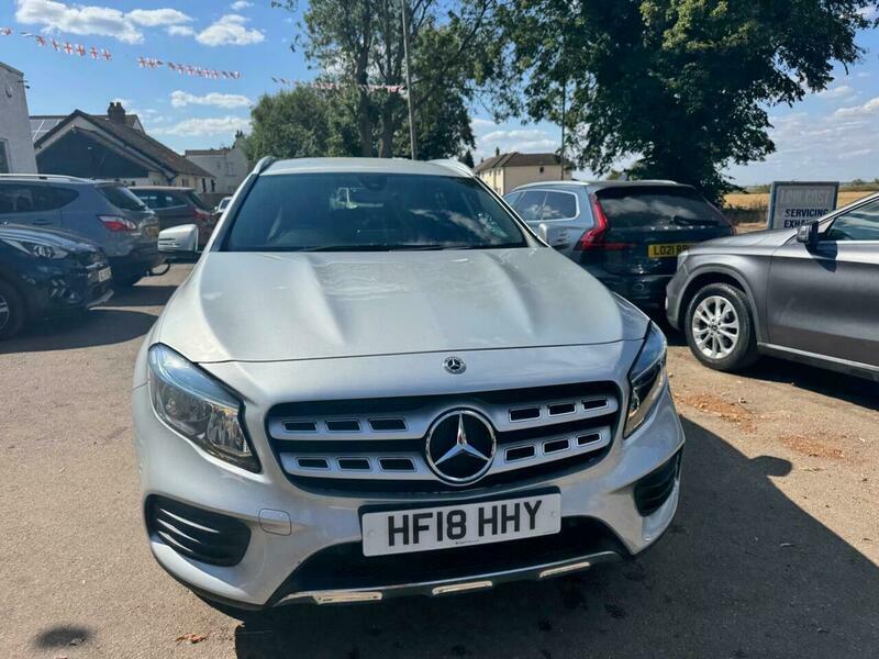 Mercedes-Benz C Class 1.6 Gla200 Amg Line Silver #4