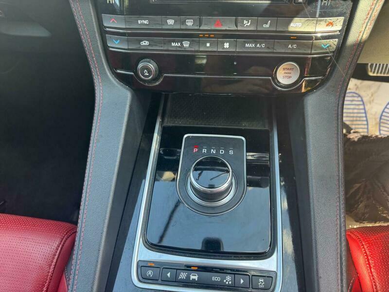 Jaguar F-Pace Jaguar Estate 3.0D V6 S Awd Silver #31