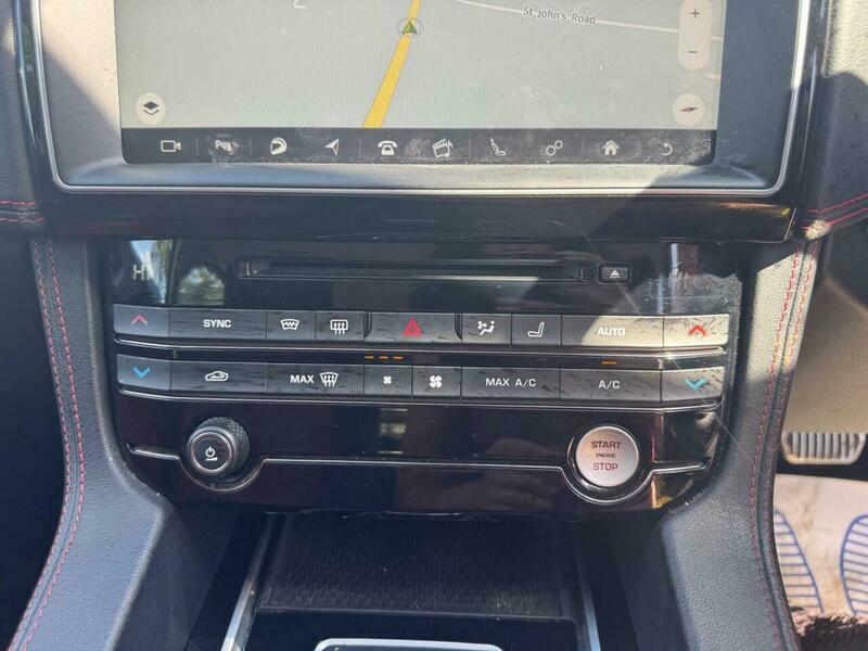 Jaguar F-Pace Jaguar Estate 3.0D V6 S Awd Silver #30