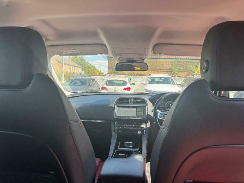 Jaguar F-Pace Jaguar Estate 3.0D V6 S Awd Silver #39