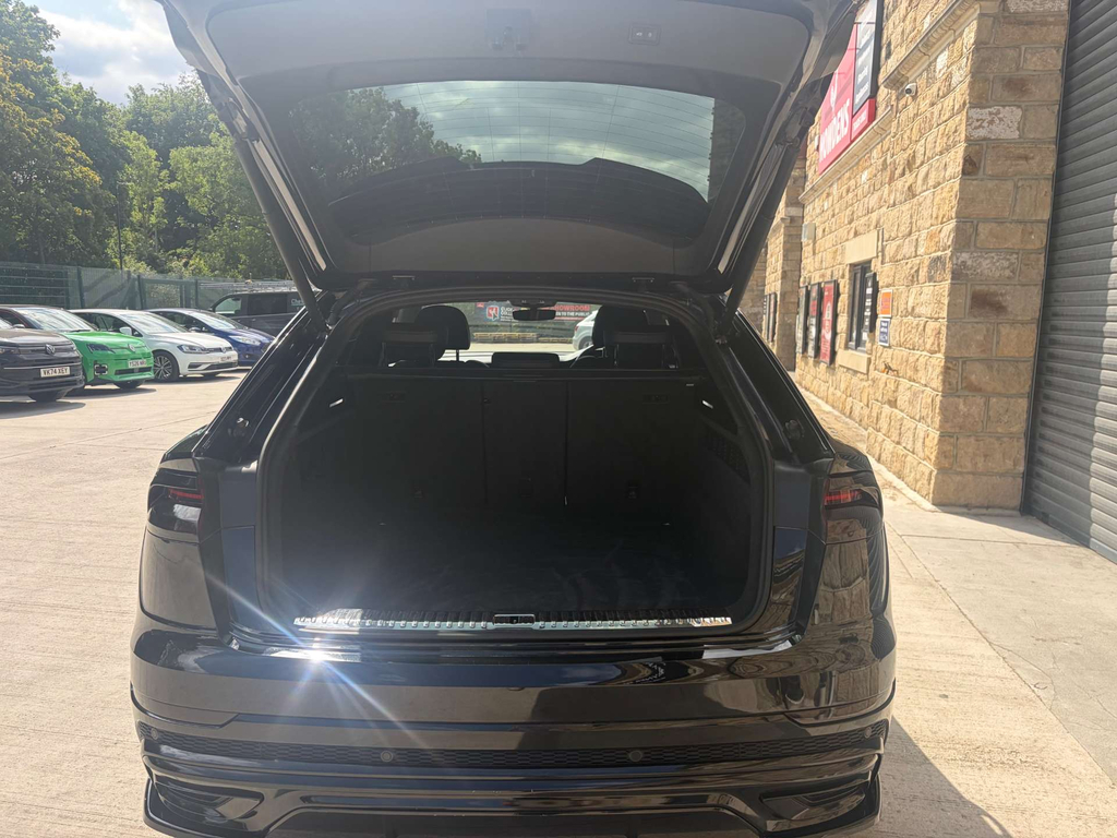 Audi Q8 50 Tdi Quattro Launch Edition Tiptronic Silver #7