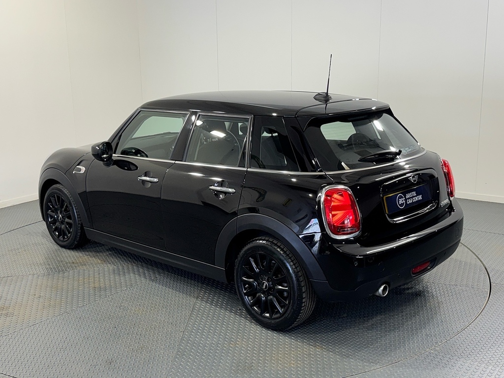 Mini Hatch Cooper Classic MM69VAE Black #3