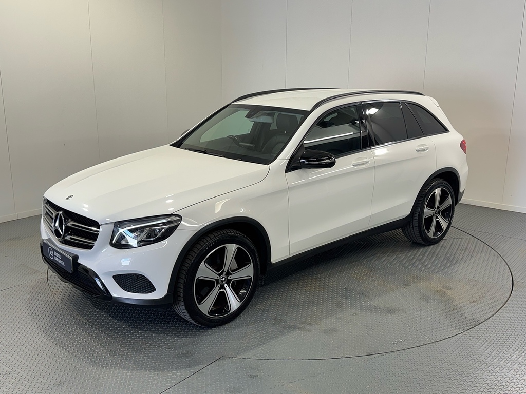 Mercedes-Benz GLC Class Glc250 Urban Edition FY68KKV White #4