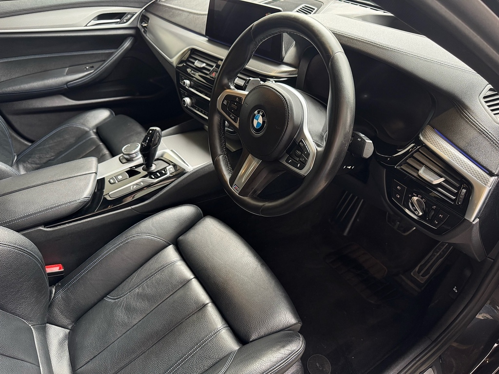 BMW 5 Series 520D Se Grey #10