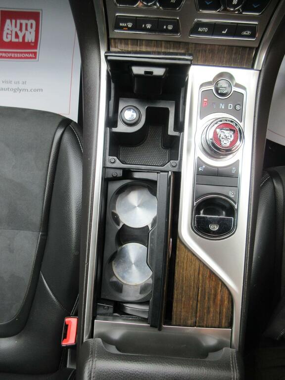Jaguar XF 2.2D Portfolio Saloon Euro 5 Ss Red #22