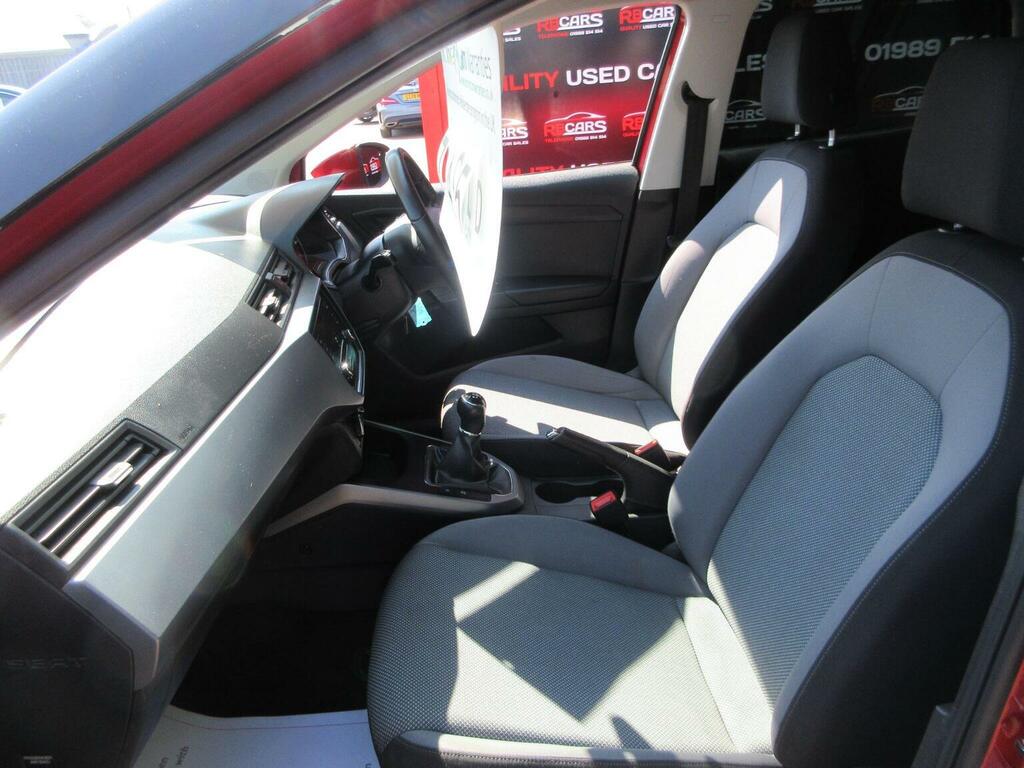 Seat Arona Red #23