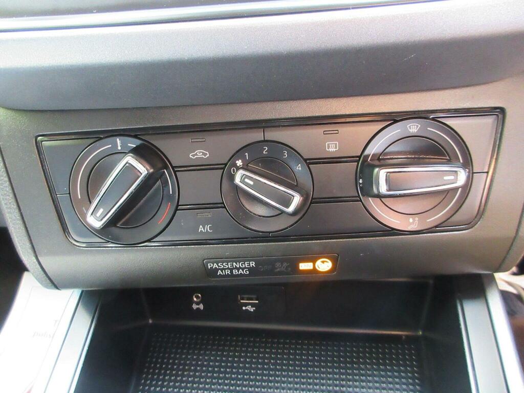 Seat Arona Red #15