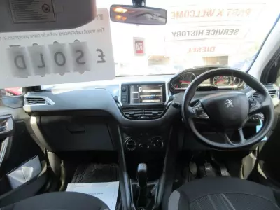 Peugeot 208 1.2 Vti Active Euro 5 White #19
