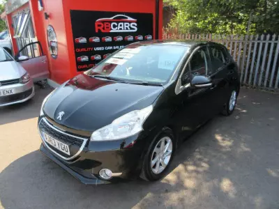 Peugeot 208 1.2 Vti Active Euro 5 White #3