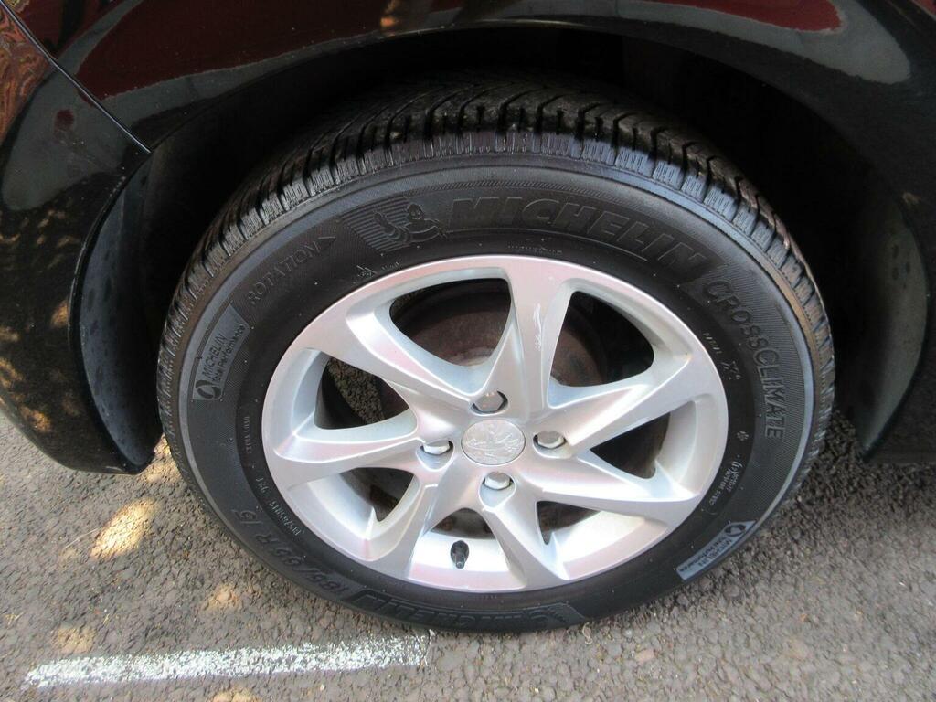 Peugeot 208 1.4 Vti Allure Euro 5 Silver #27